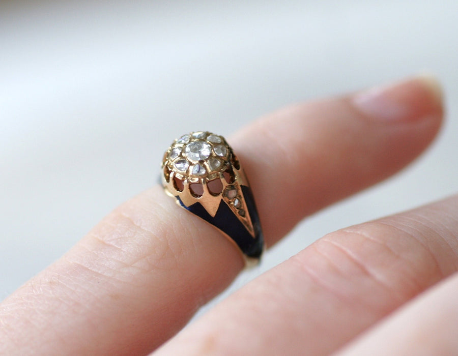 Child ring, yellow gold, enamel and diamonds - Galerie Pénélope