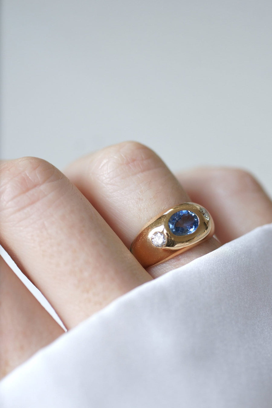 Ceylon sapphire and diamonds ring - Galerie Pénélope