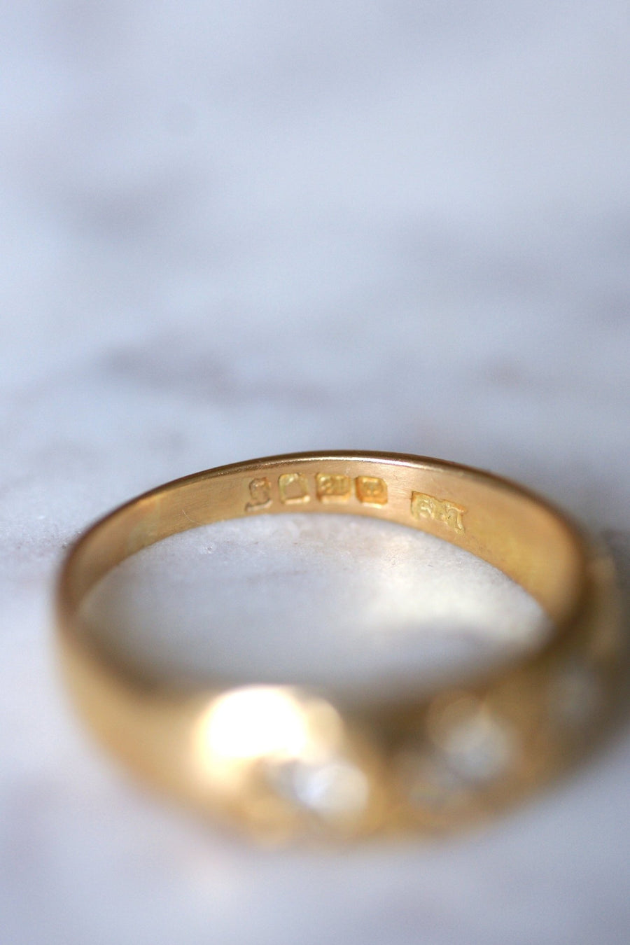 18Kt yellow gold and three diamonds Victorian rush ring - Galerie Pénélope