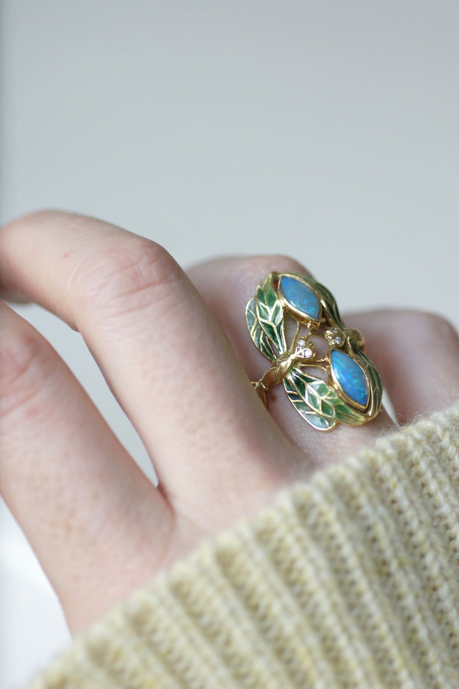 Art Nouveau style opal enamel dragonfly ring - Galerie Pénélope