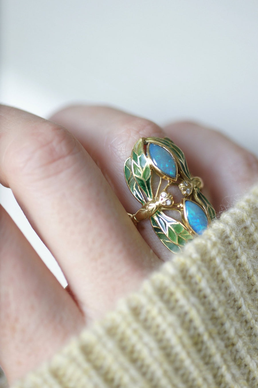 Art Nouveau style opal enamel dragonfly ring - Galerie Pénélope