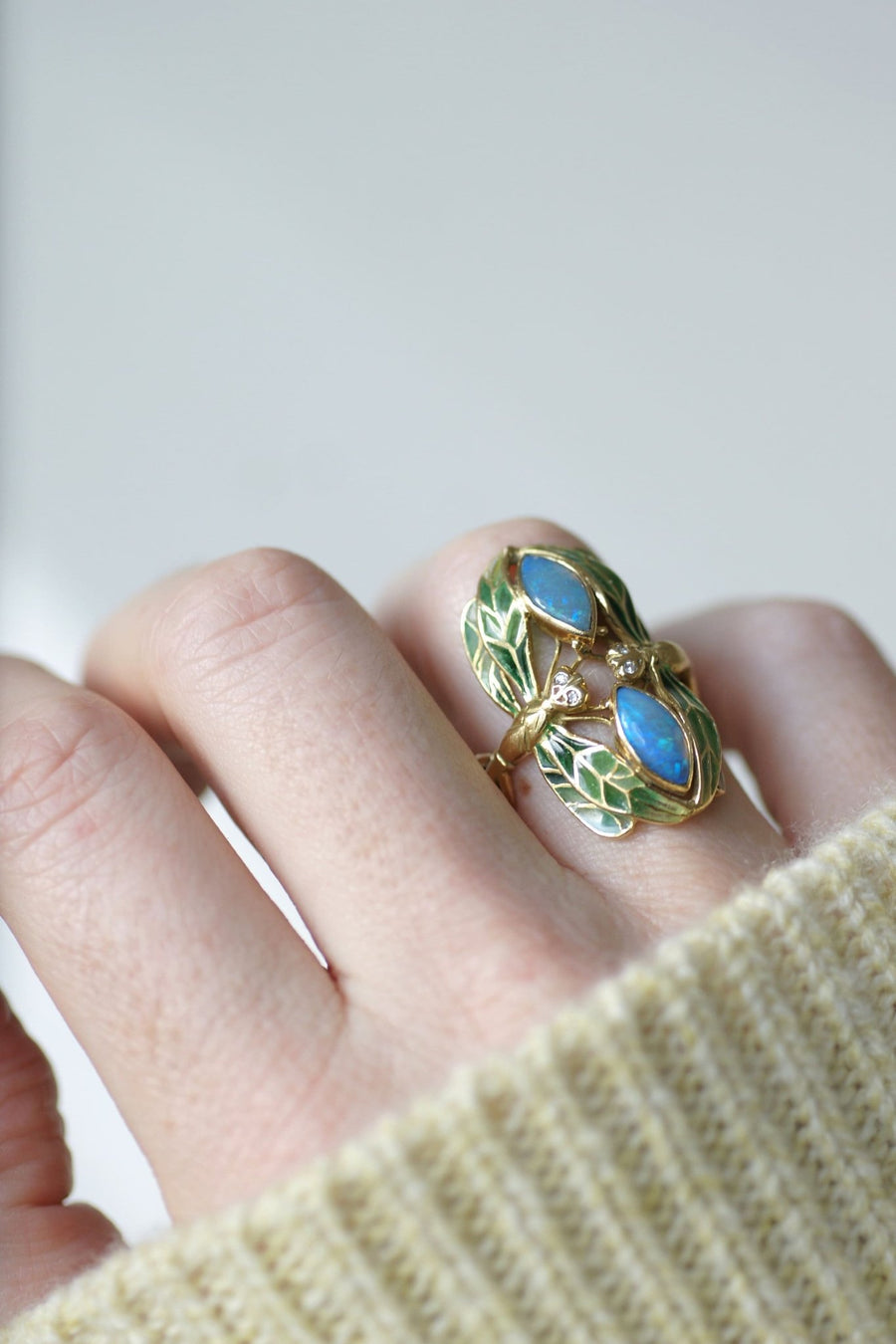 Art Nouveau style opal enamel dragonfly ring - Galerie Pénélope