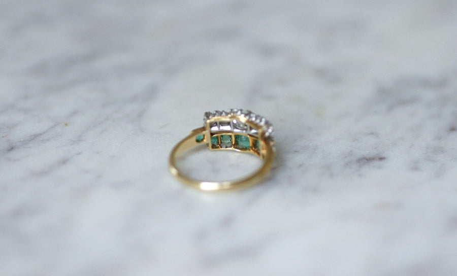 Line ring with diamonds and emeralds - Galerie Pénélope