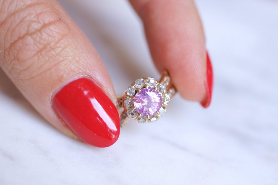 Antique pink sapphire daisy ring with diamonds on gold - Galerie Pénélope