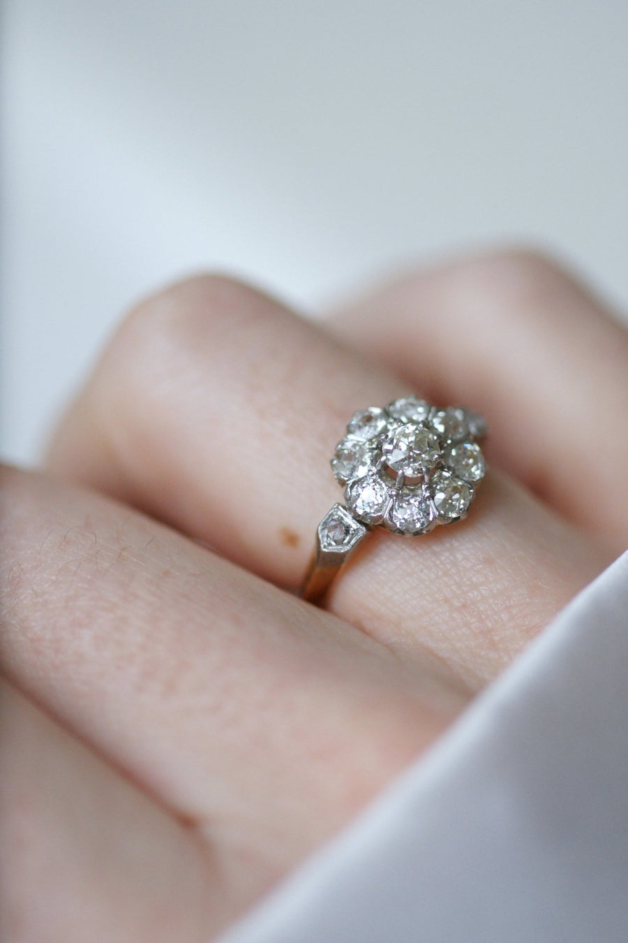 Belle Epoque diamond daisy ring - Galerie Pénélope