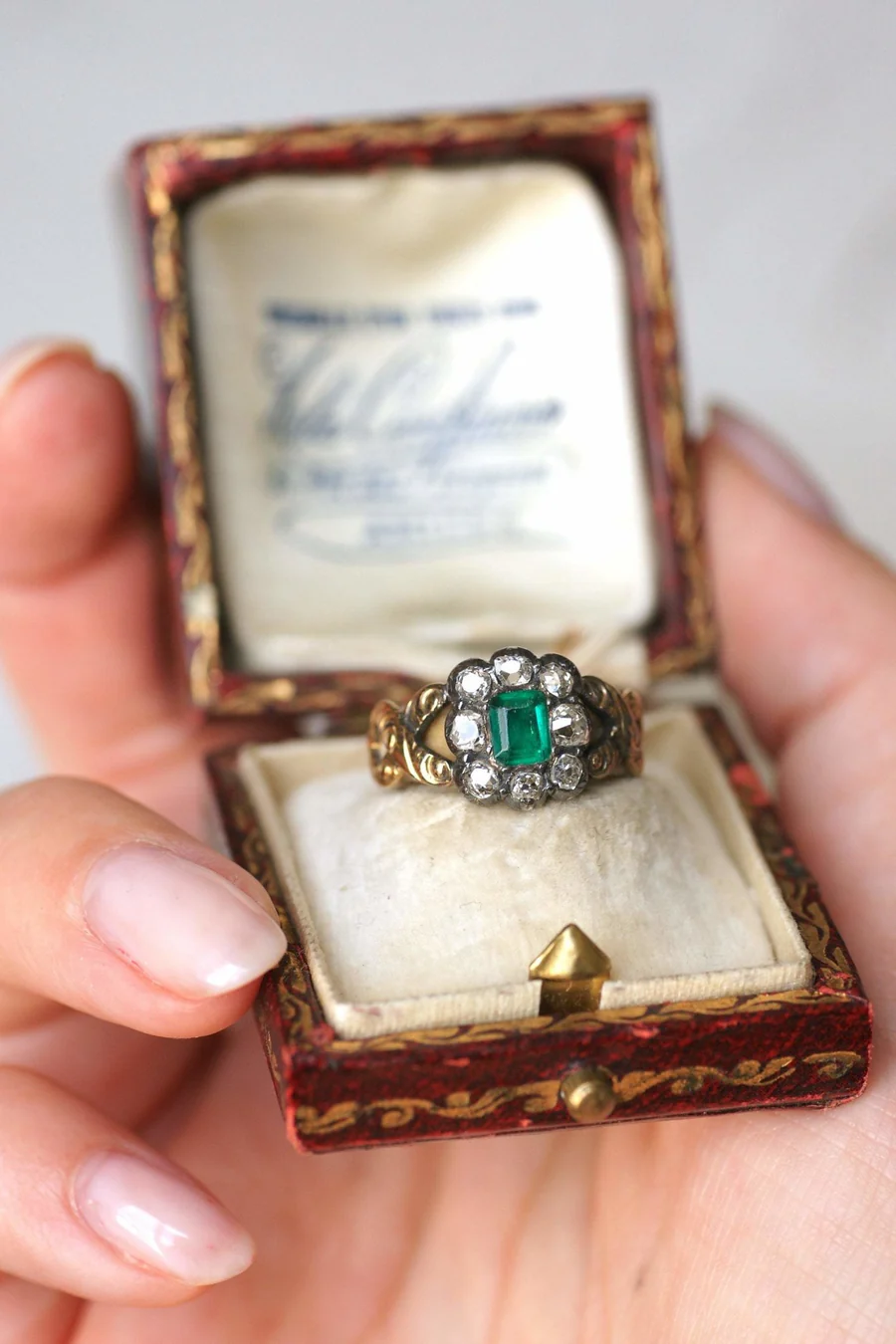 Colombian emerald daisy ring with diamonds - Penelope Gallery