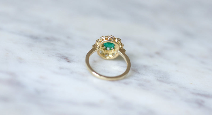 Emerald and diamond daisy ring - Penelope Gallery