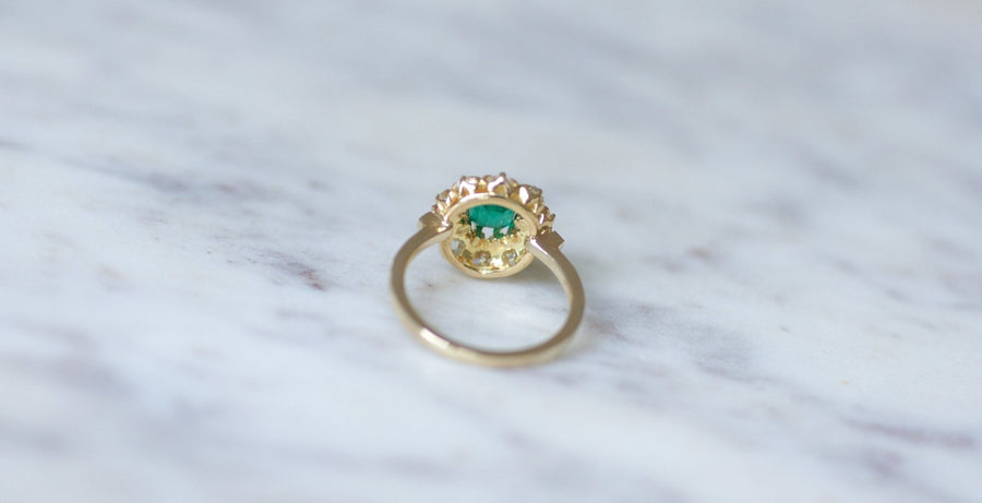 Emerald and diamond daisy ring - Penelope Gallery