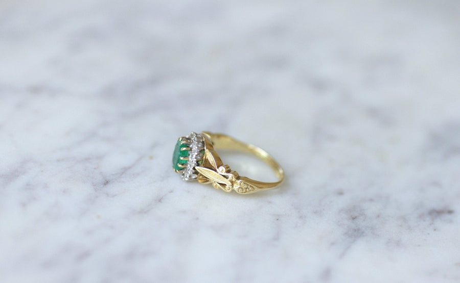 Victorian style emerald diamond daisy ring - Penelope Gallery