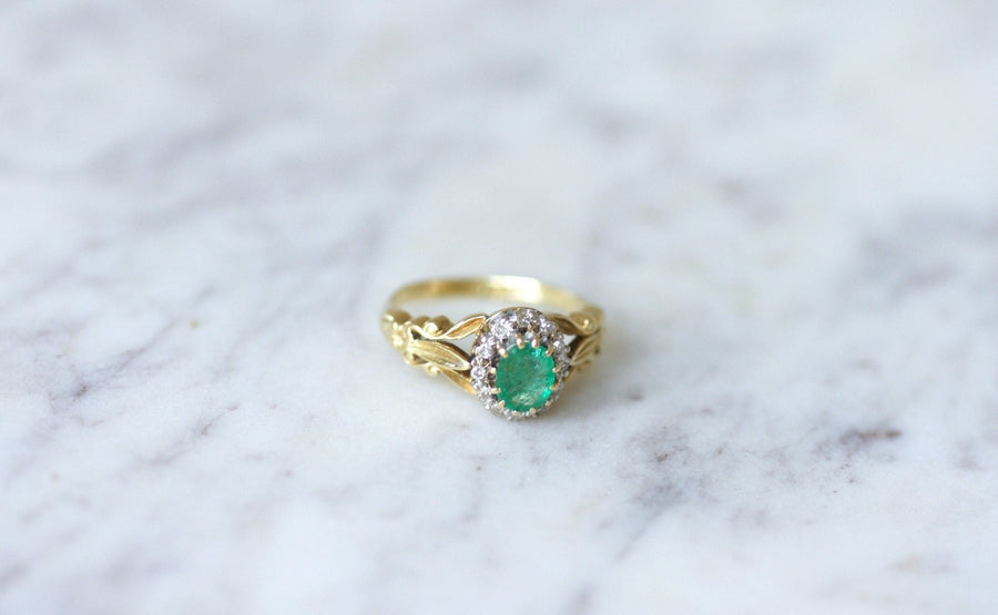 Victorian style emerald diamond daisy ring - Penelope Gallery