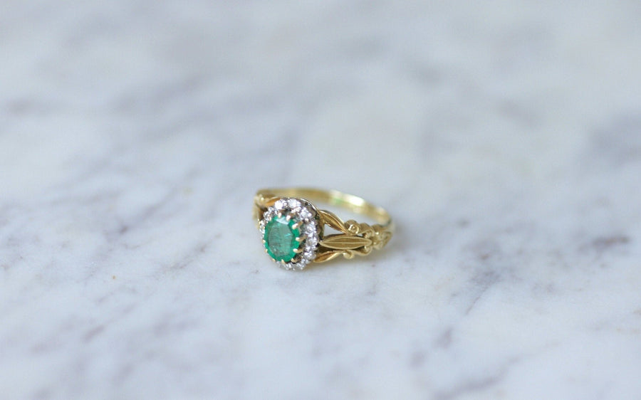 Victorian style emerald diamond daisy ring - Penelope Gallery
