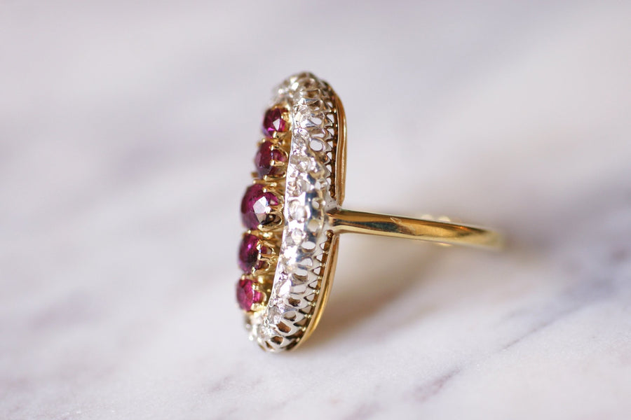 Antique marquise ring with diamonds and rubies in gold and silver - Galerie Pénélope