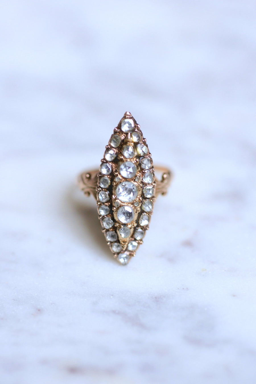 Antique marquise ring in pink gold and diamonds - Galerie Pénélope