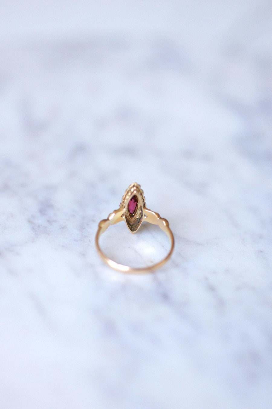 Antique Victorian marquise ring gold, red stone and pearls - Galerie Pénélope