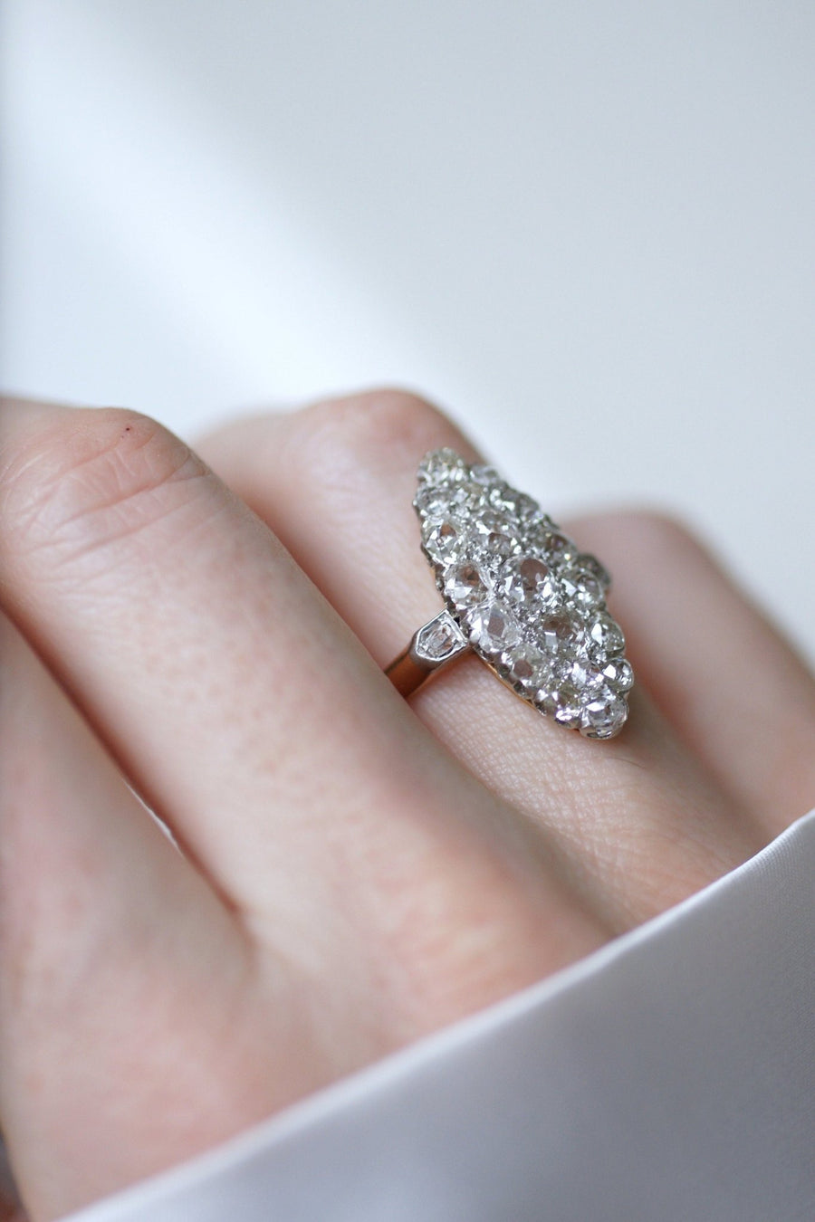 Marquise diamond ring in rose gold and platinum - Galerie Pénélope