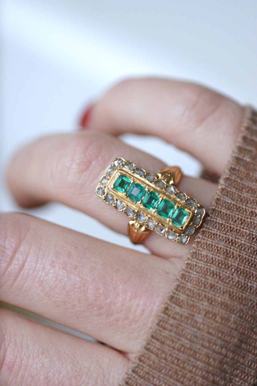 Marquise emerald and diamond ring - Galerie Pénélope