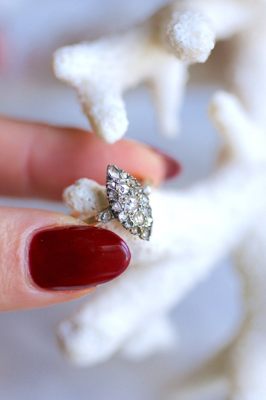 Victorian Marquise ring with diamonds on gold and silver - Galerie Pénélope