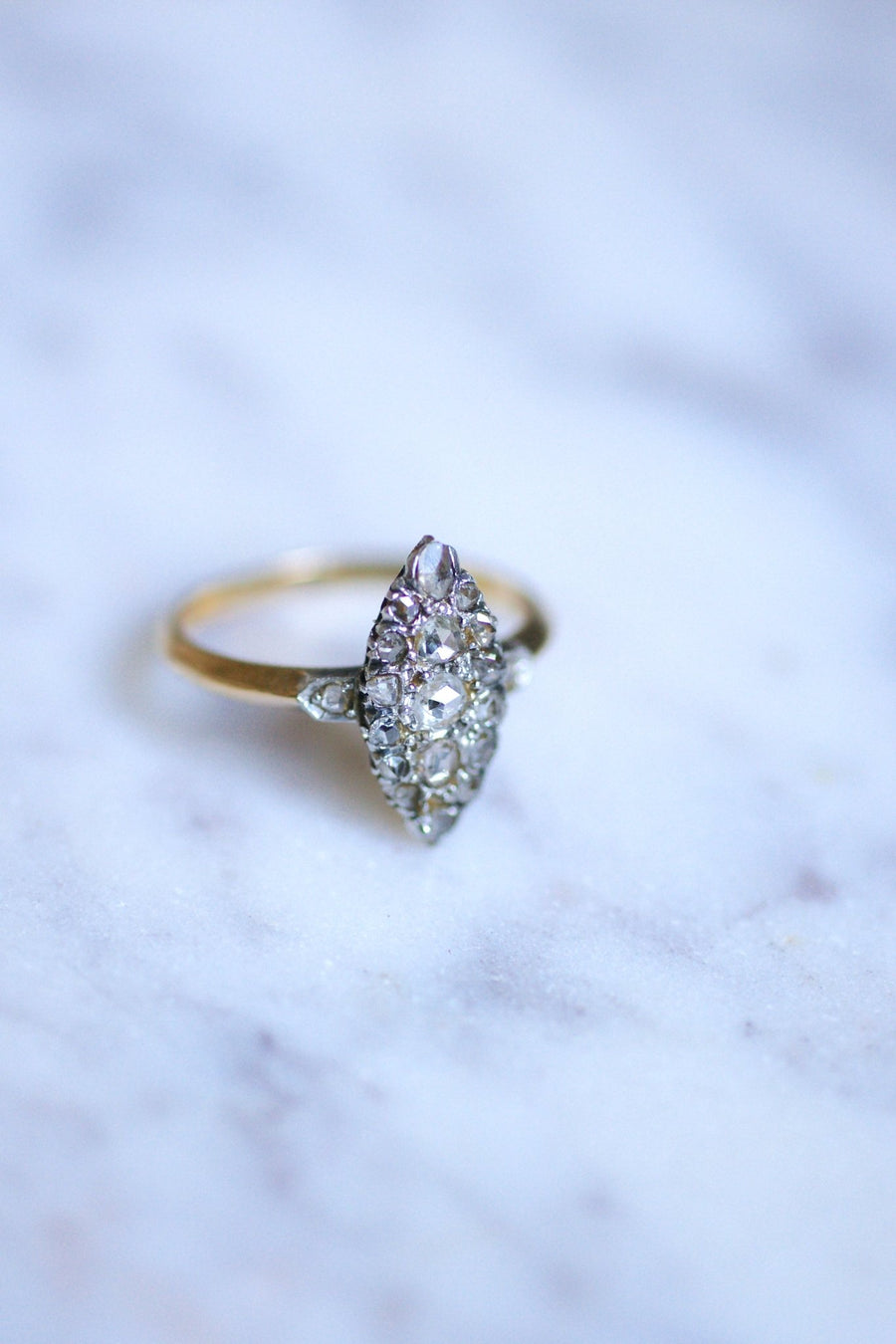 Victorian Marquise ring with diamonds on gold and silver - Galerie Pénélope