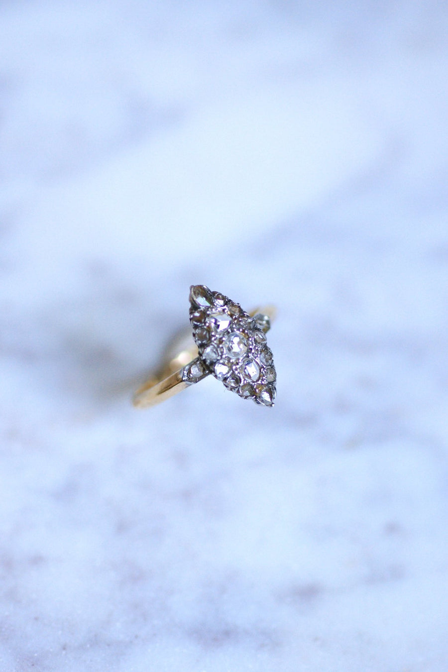 Victorian Marquise ring with diamonds on gold and silver - Galerie Pénélope