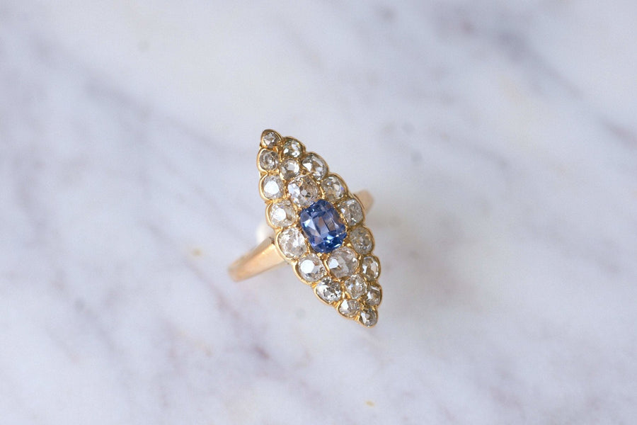 Marquise Victorienne sapphire ring surrounded by diamonds on pink gold - Galerie Pénélope