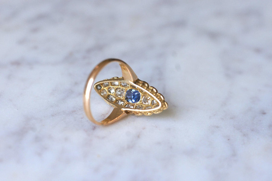 Marquise Victorienne sapphire ring surrounded by diamonds on pink gold - Galerie Pénélope