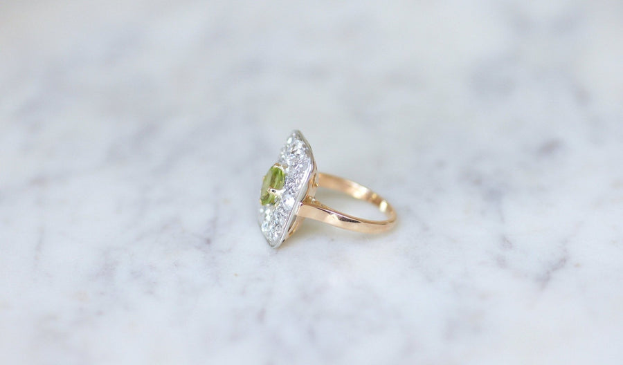 Rectangle ring, peridot and diamonds - Galerie Pénélope