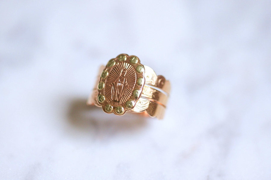Regional antique Virgin Mary ring in yellow and pink gold - Galerie Pénélope