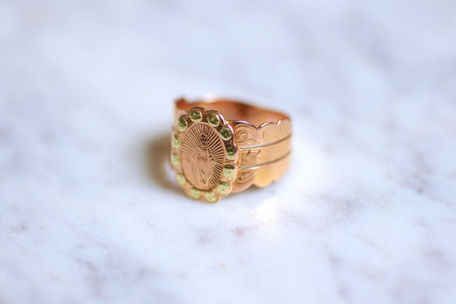 Regional antique Virgin Mary ring in yellow and pink gold - Galerie Pénélope