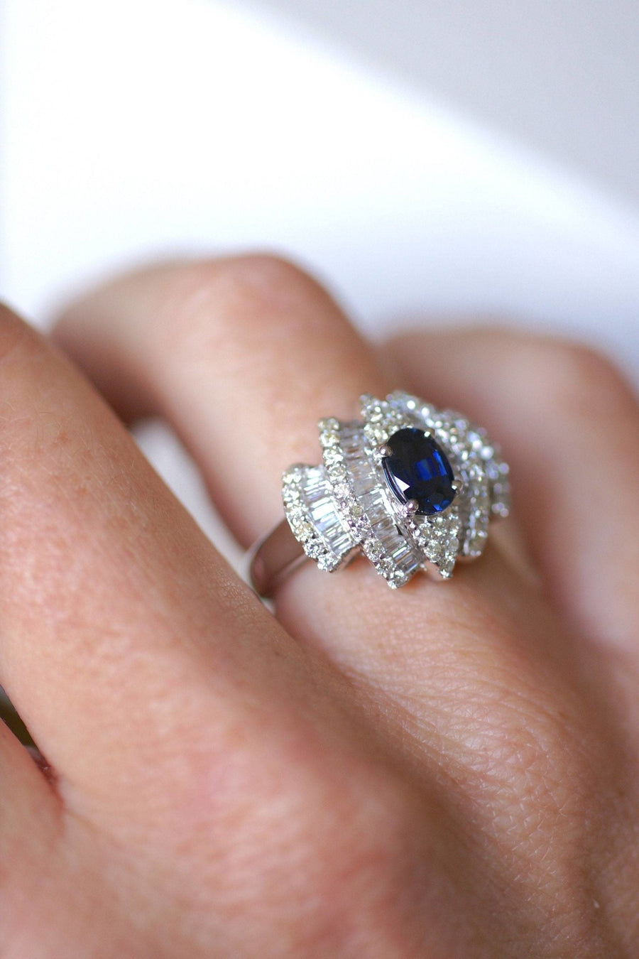 Sapphire ring with baguette diamonds - Penelope Gallery