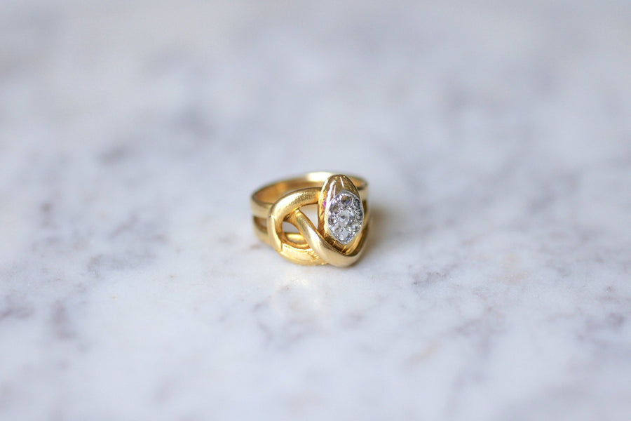 Yellow gold and diamonds Victorian coiled snake ring - Galerie Pénélope
