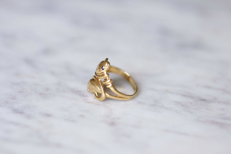 Gold and sapphire coiled snakes ring - Penelope Gallery