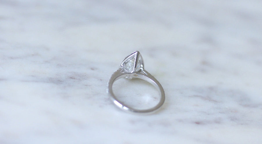 1.14 Carat Pear Halo Diamond Solitaire Ring - Galerie Pénélope