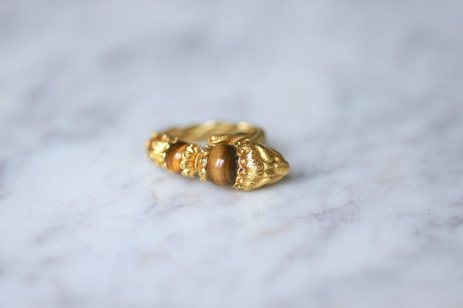 Ilias Lalaounis lion head ring in yellow gold and tiger eye quartz - Penelope Gallery