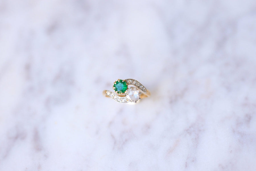 Belle Epoque Emerald and diamonds ring, on gold - Galerie Pénélope