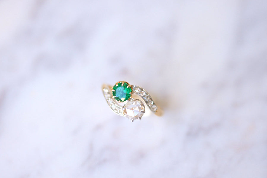 Belle Epoque Emerald and diamonds ring, on gold - Galerie Pénélope