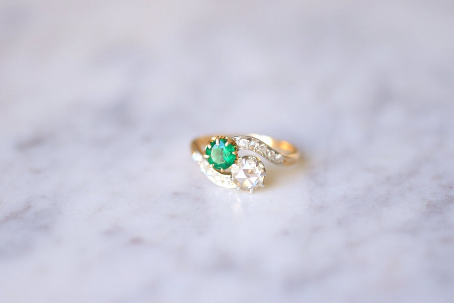 Belle Epoque Emerald and diamonds ring, on gold - Galerie Pénélope
