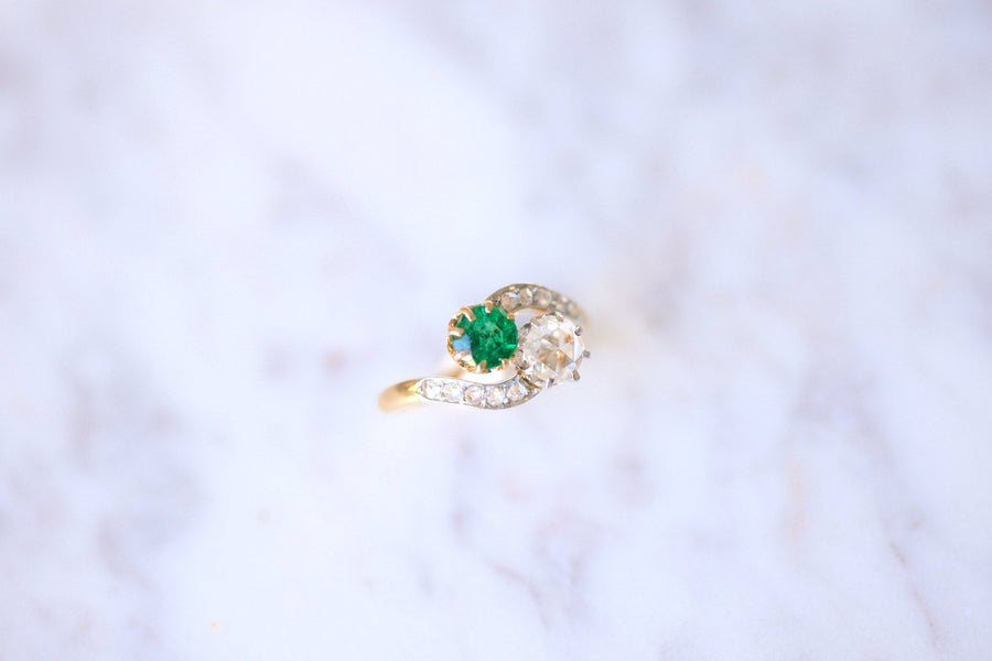 Belle Epoque Emerald and diamonds ring, on gold - Galerie Pénélope