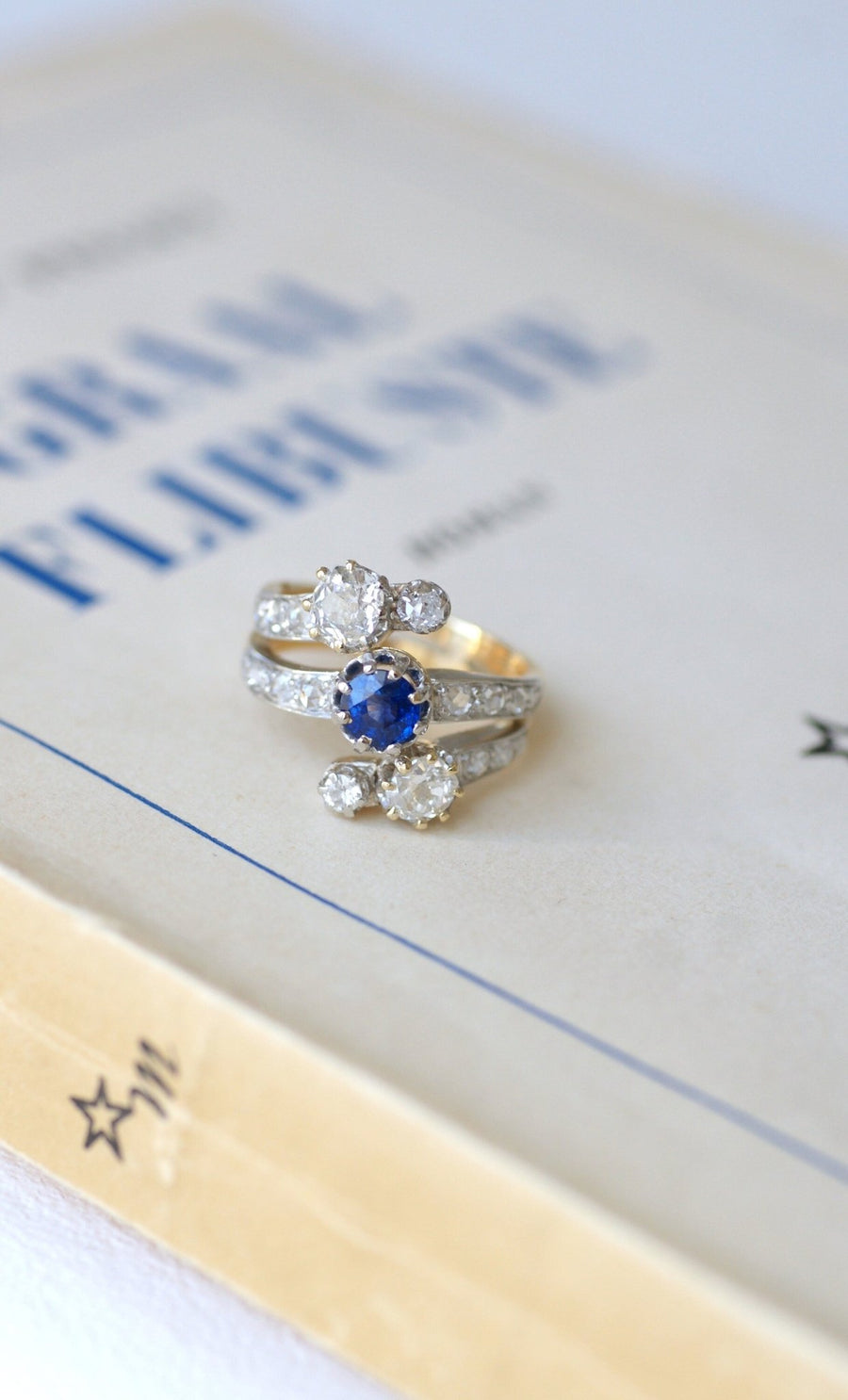 Belle Epoque sapphire and diamond ring - Galerie Pénélope