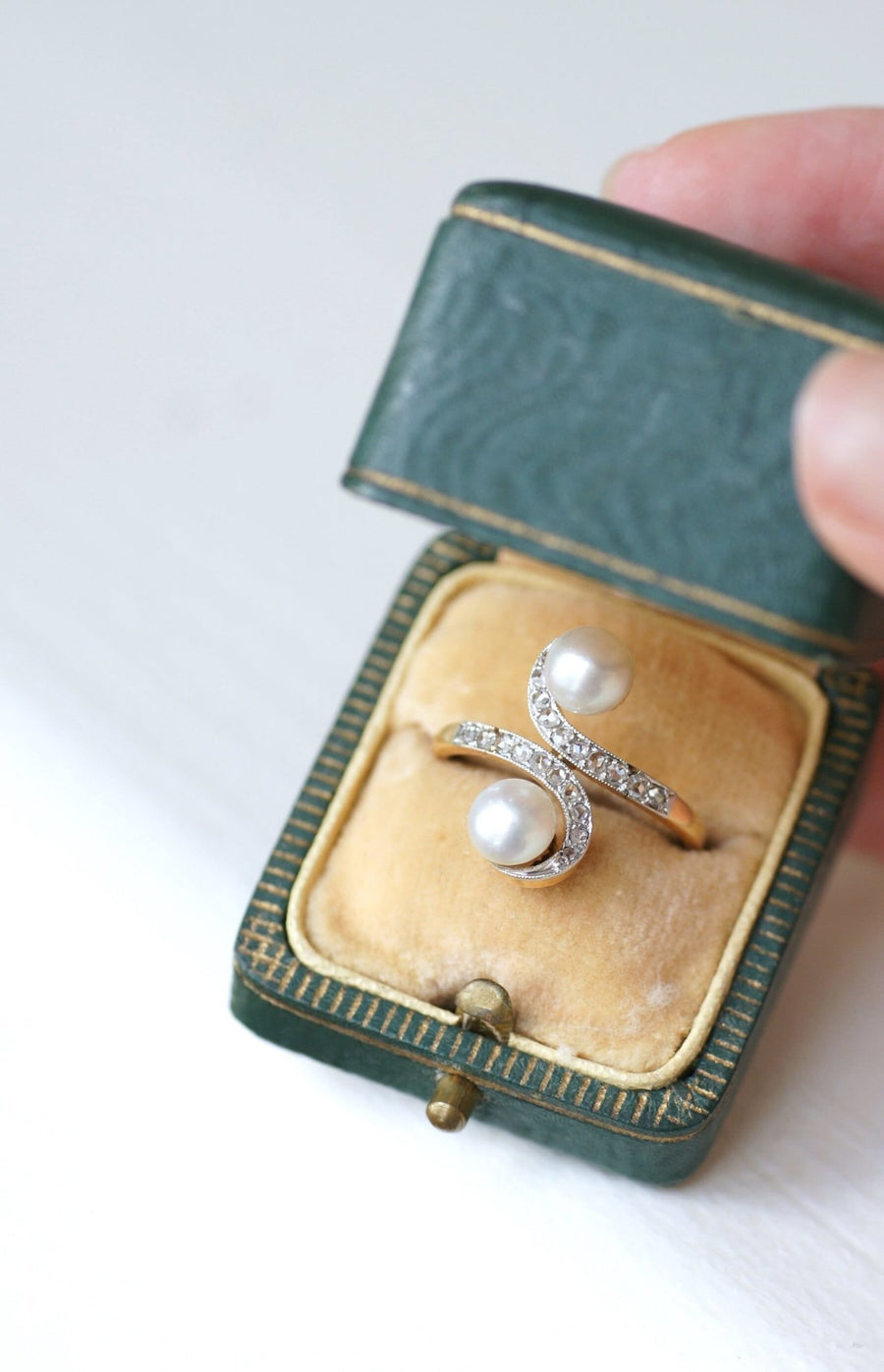 Toi et Moi ring, pearls and diamonds - Galerie Pénélope