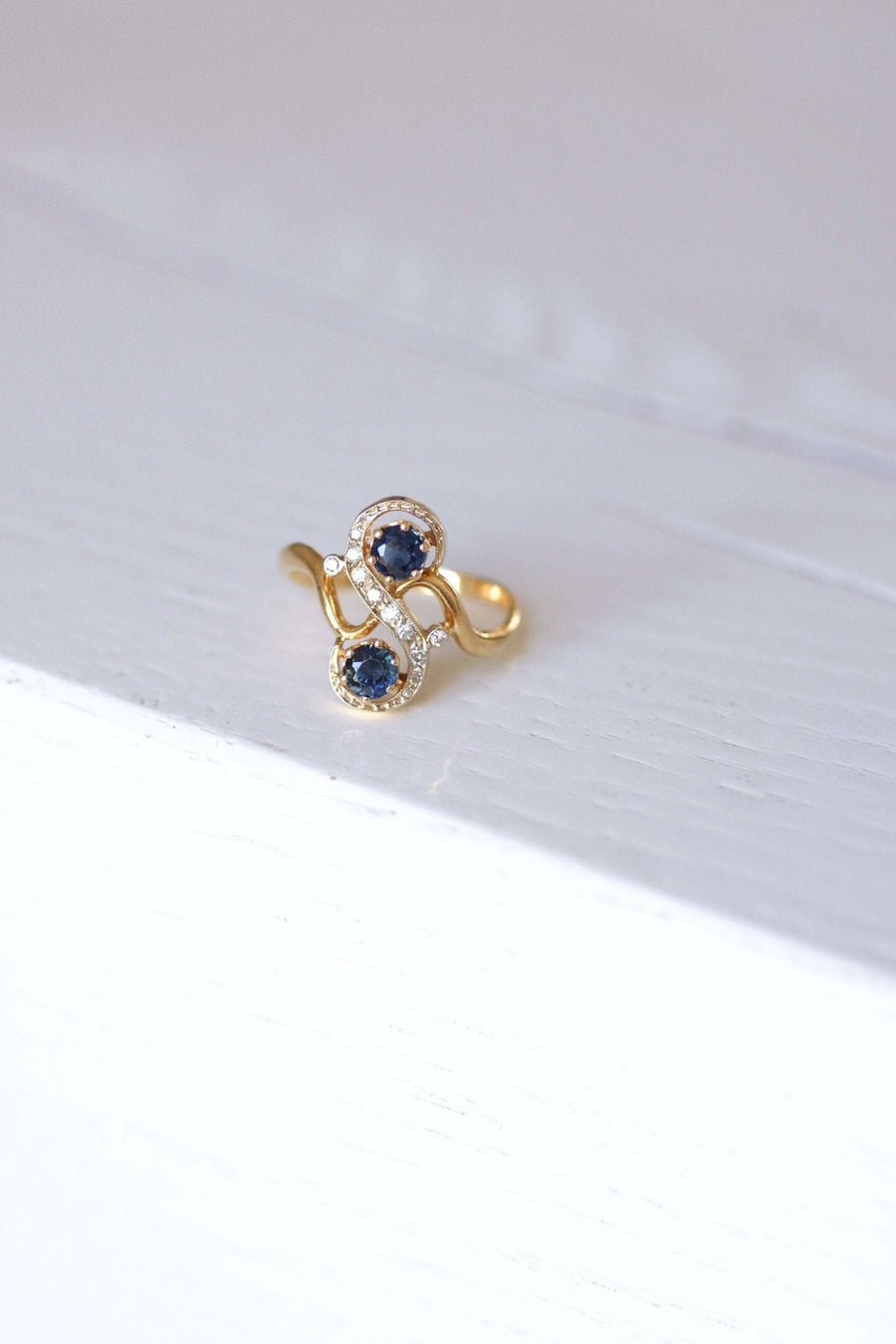 Vintage sapphires and diamonds ring - Galerie Pénélope