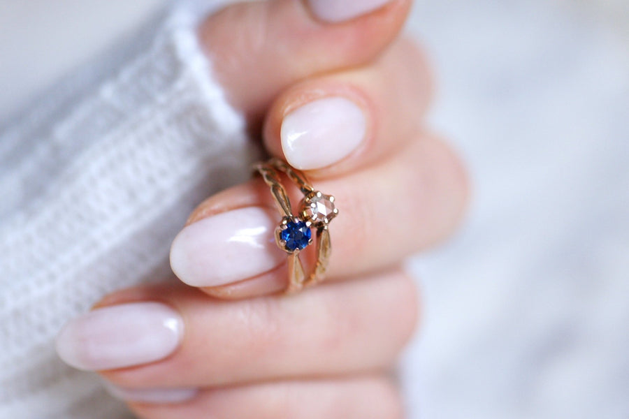 Pink gold, sapphire, and diamond Victorian engagement ring - Galerie Pénélope
