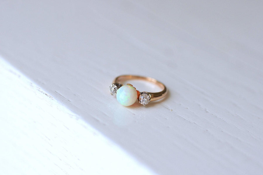 Rose gold, opal and diamonds Victorian ring - Galerie Pénélope