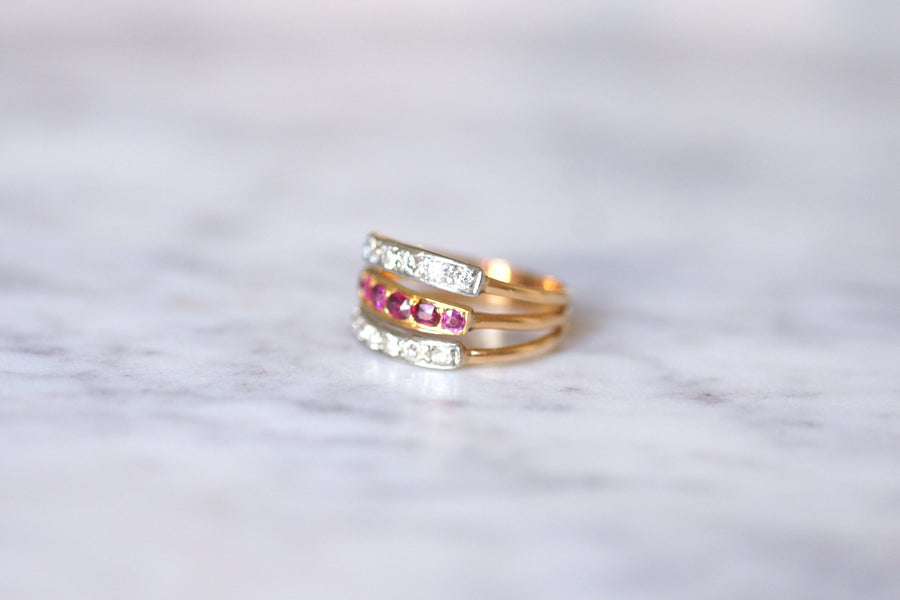 Victorian triple ring in pink gold, platinum, rubies and diamonds - Galerie Pénélope