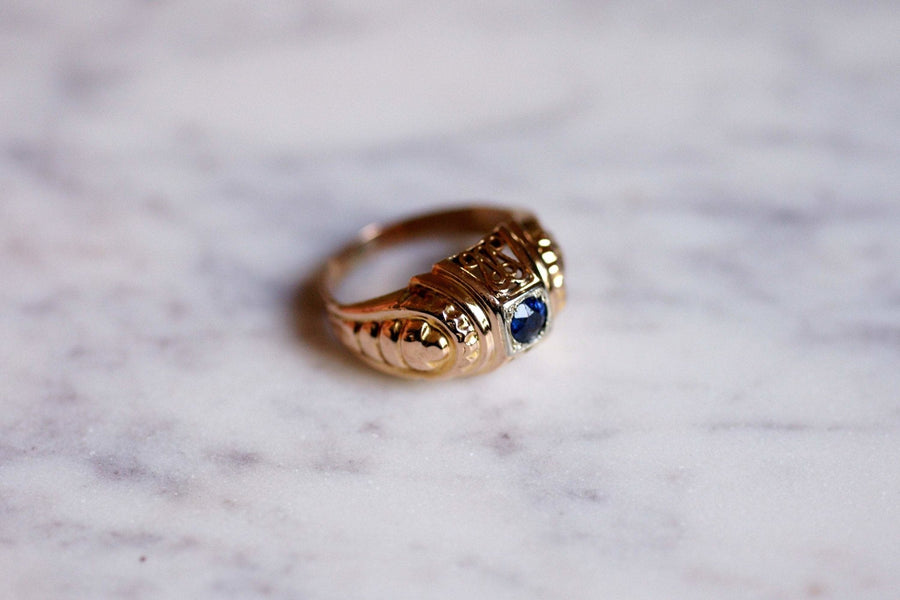 Vintage curved openwork pink gold and sapphire ring - Galerie Pénélope
