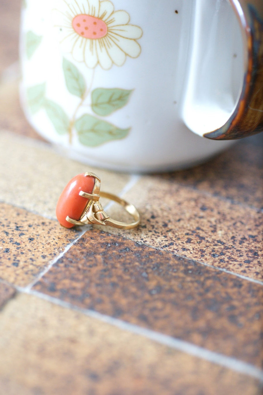 Vintage coral on gold ring - Penelope Gallery