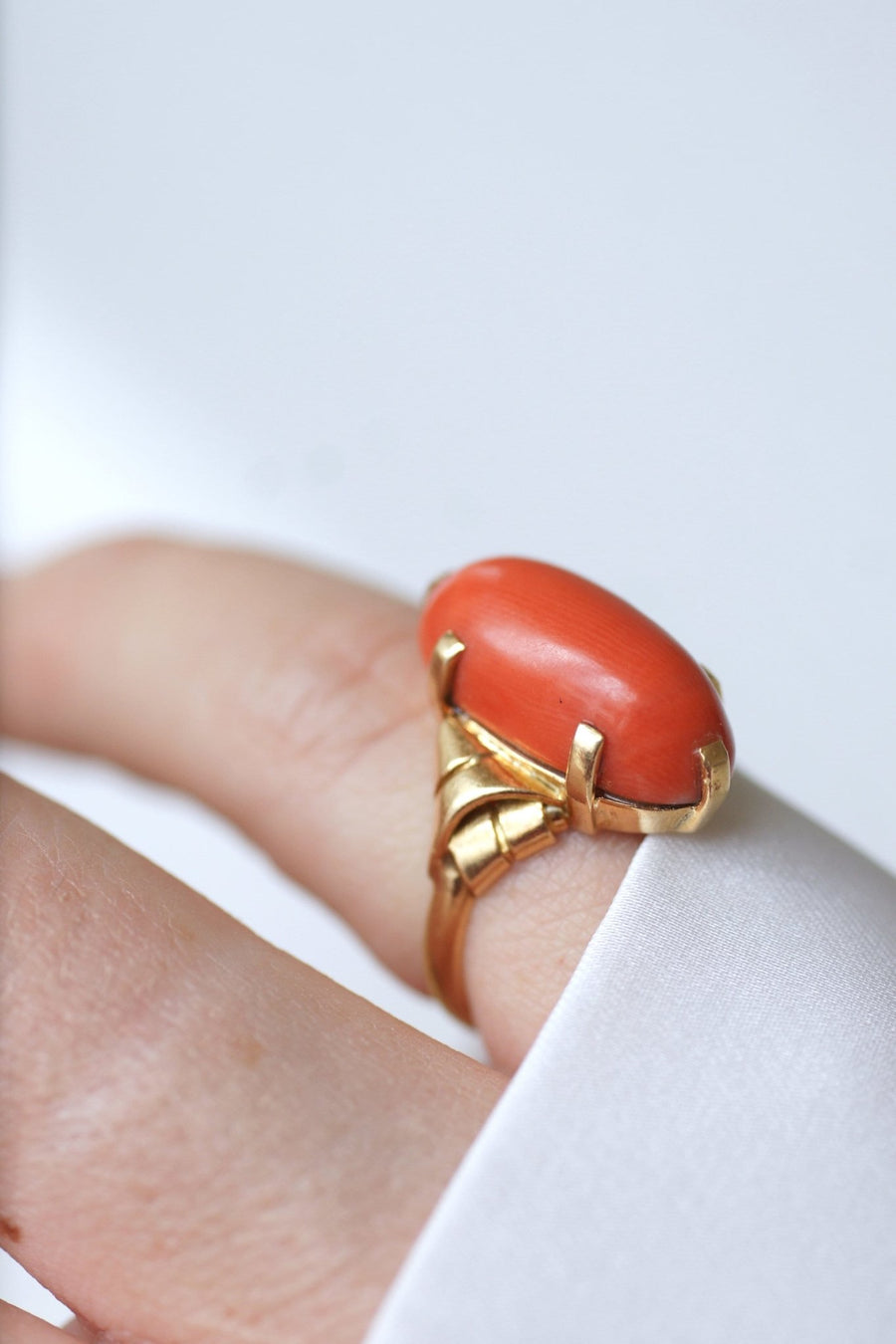 Vintage coral on gold ring - Penelope Gallery