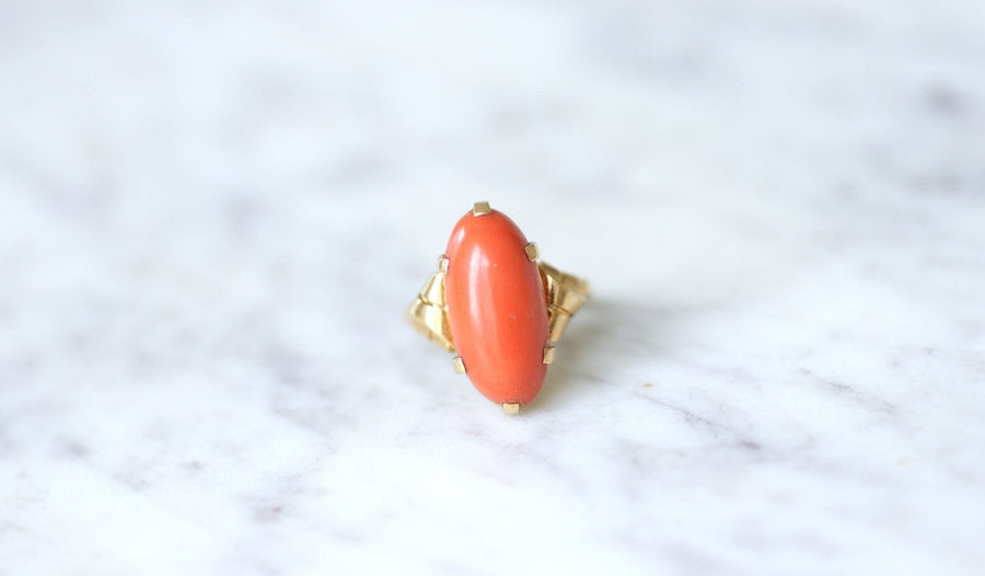 Vintage coral on gold ring - Penelope Gallery