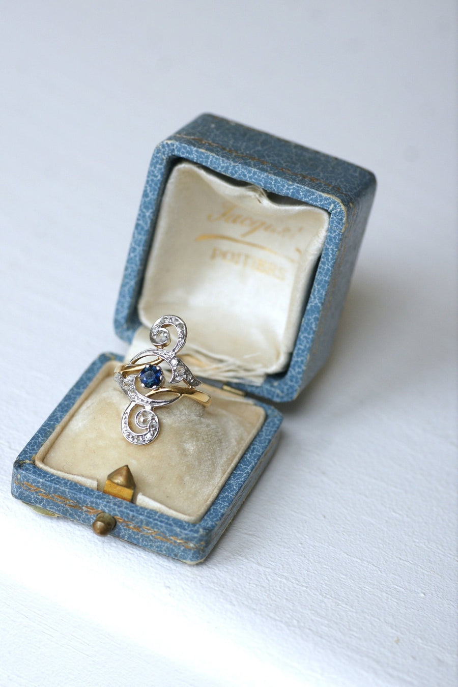 Volutes Diamonds and Sapphire Ring - Penelope Gallery