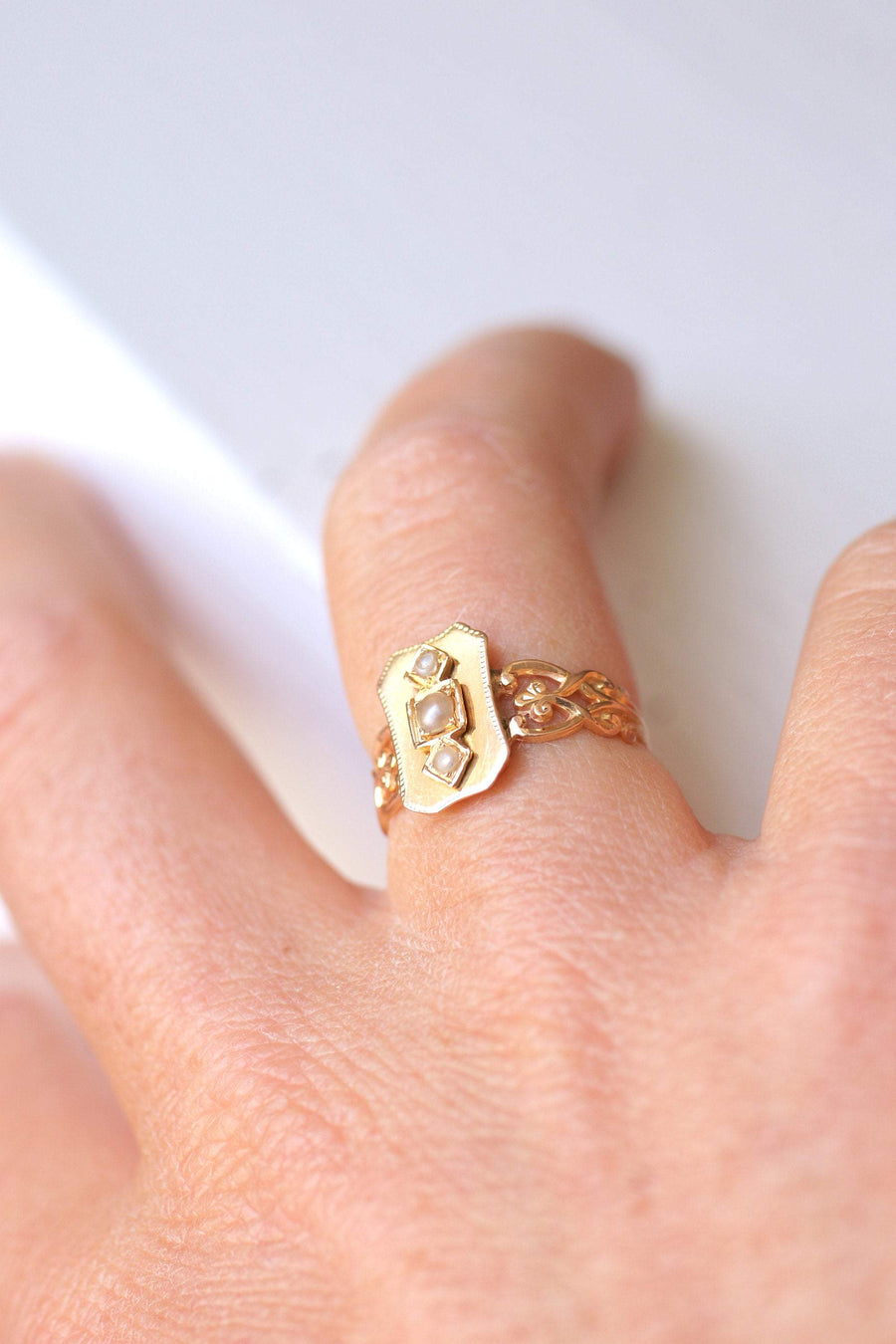 Antique marquise ring in 18Kt rose gold and pearls - Galerie Pénélope