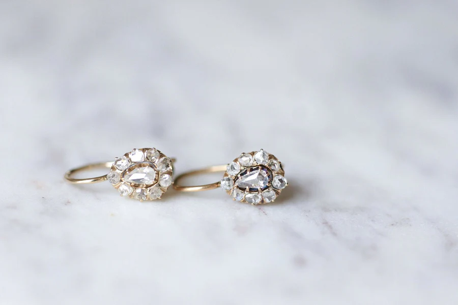 Antique earrings sleepy drops 14Kt pink gold and pink cut diamonds - Galerie Pénélope